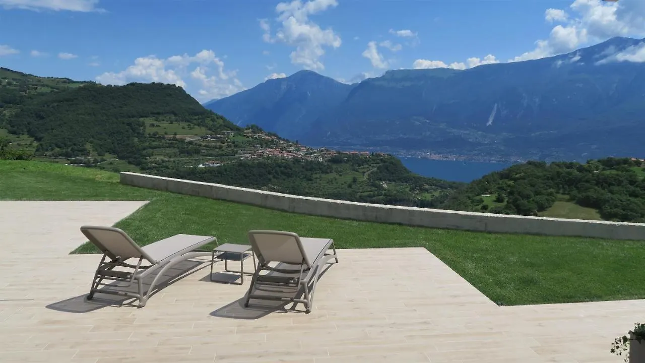 Aparthotel Oasi Da Vinci Tignale