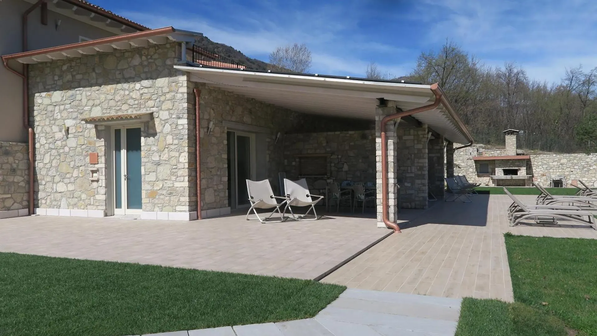 Aparthotel Oasi Da Vinci Tignale 0*,  Italien