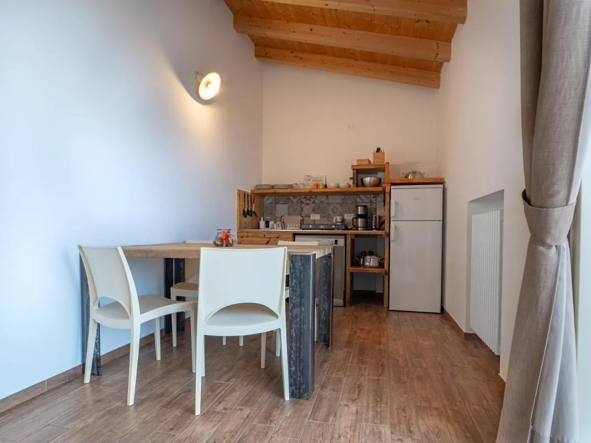 Oasi Da Vinci Aparthotel Tignale Italy