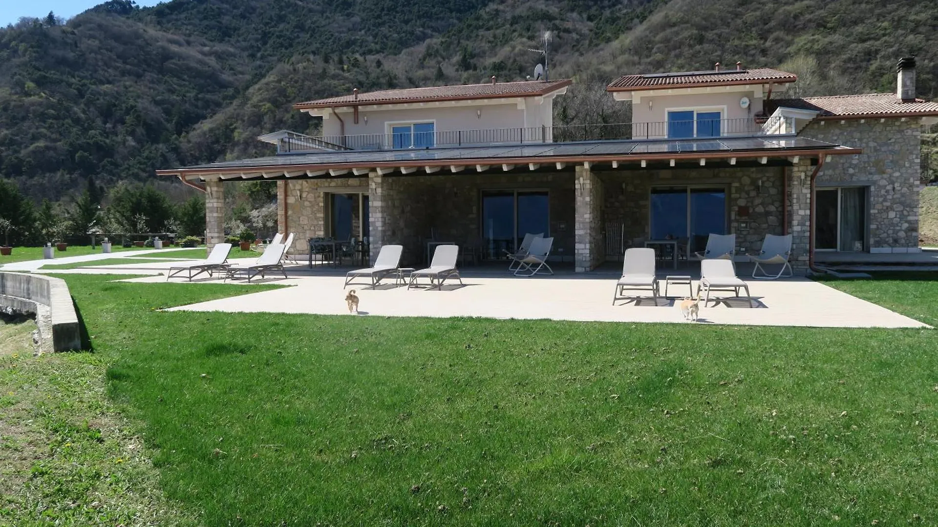 Oasi Da Vinci Aparthotel Tignale
