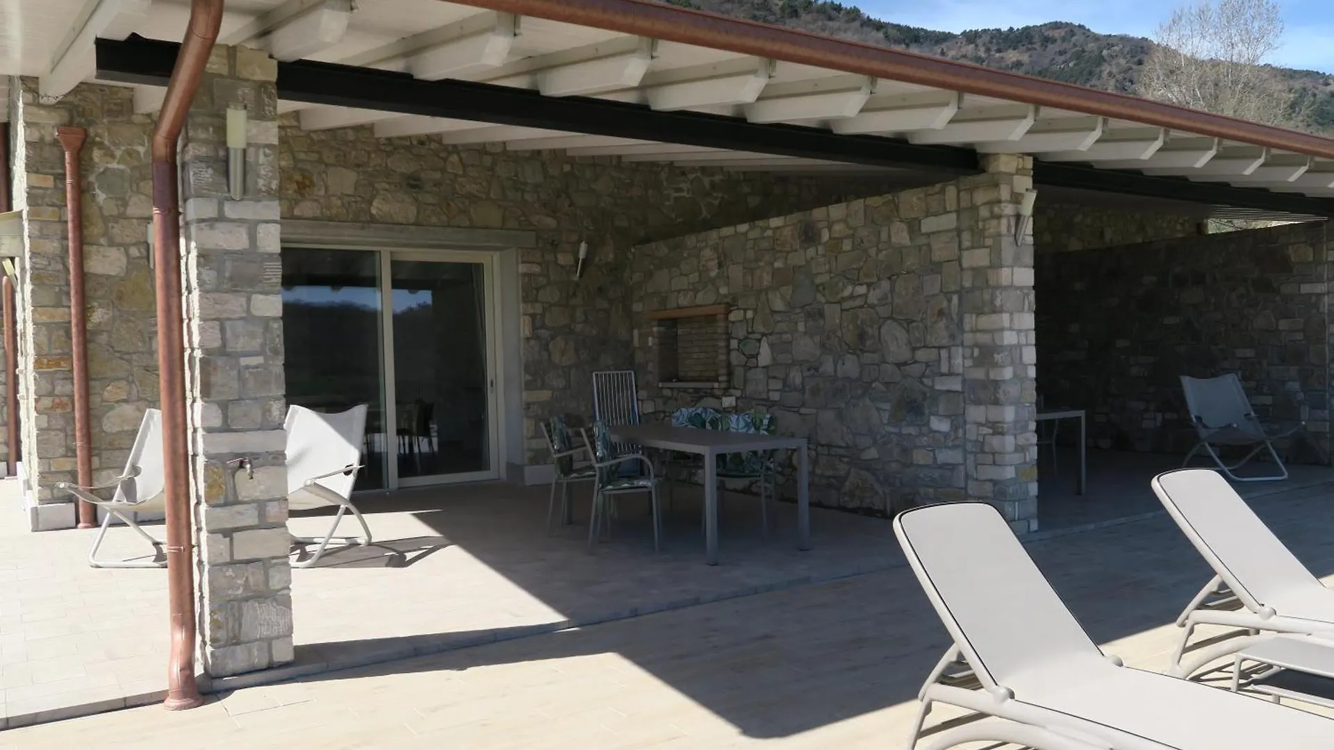 Oasi Da Vinci Aparthotel Tignale Italy